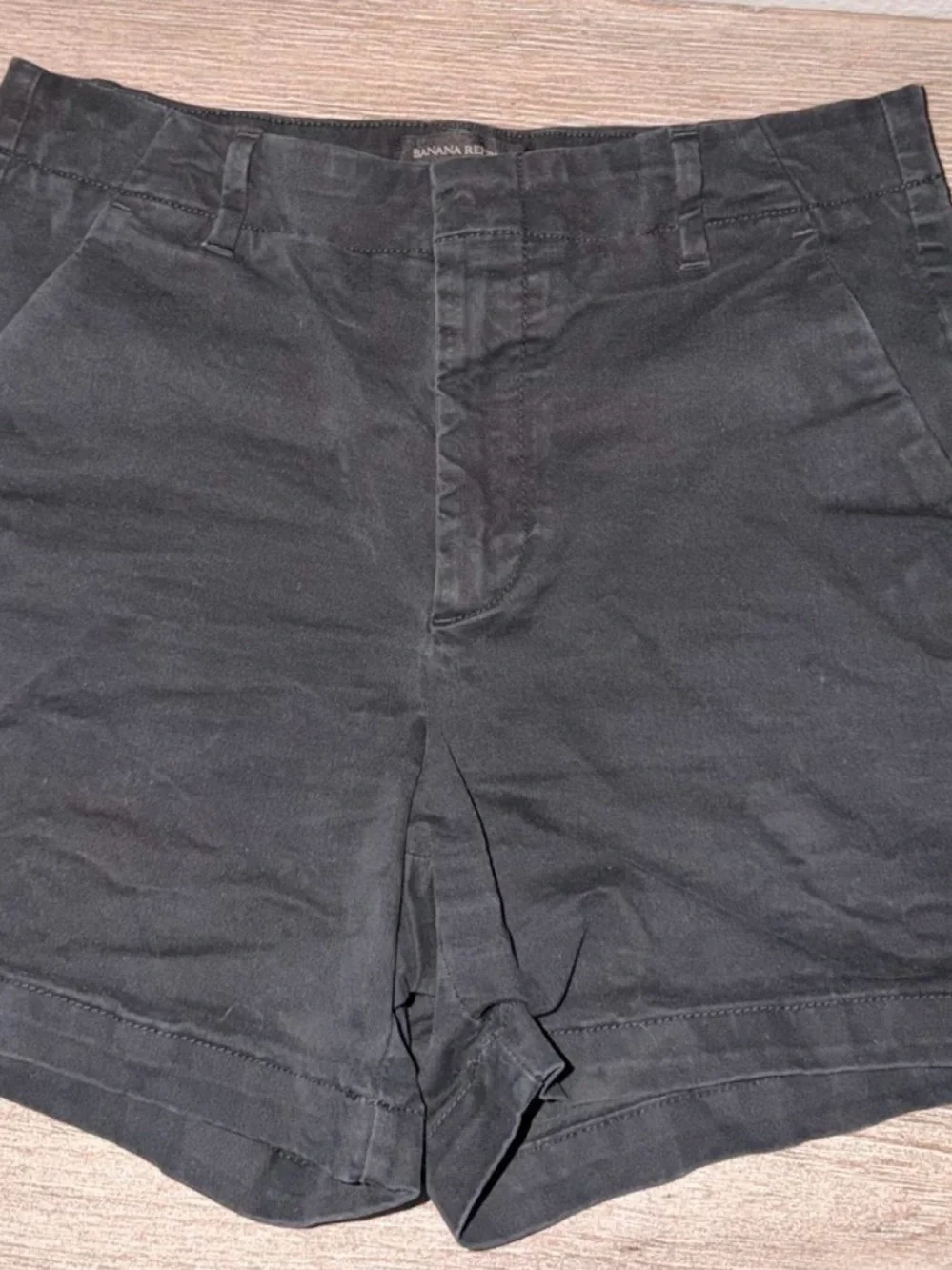 Banana Republic Black High-Rise Bermuda Shorts size 4